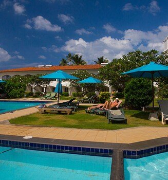 Hotel Lanka Super Corals,Galle>>Colombo,4 star