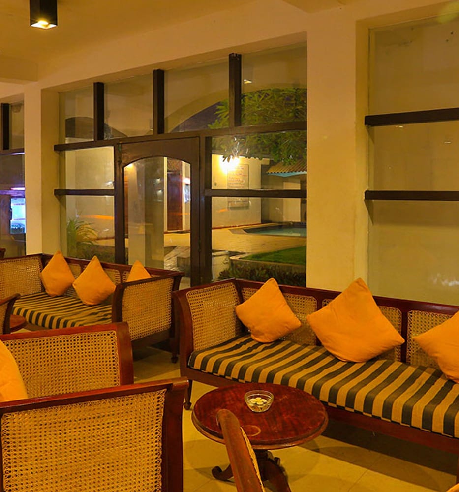 hotel lanka super corals