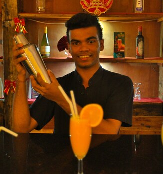 hotel lanka super corals