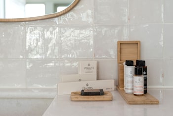 coco mat hotel nafsika