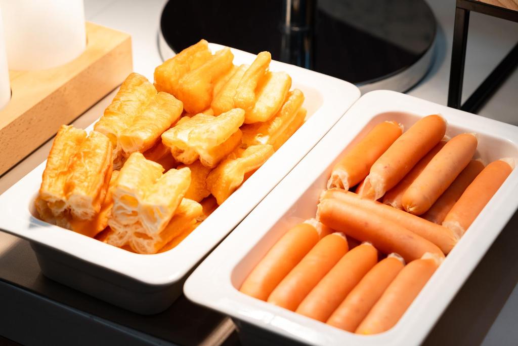 hanting hotel guangzhou yantang metro station