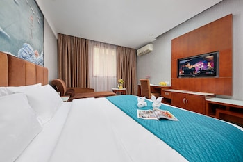 kaiserdom hotel airport branch