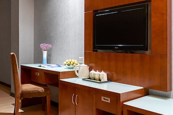 kaiserdom hotel airport branch