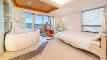 geoje island ahat spa pension