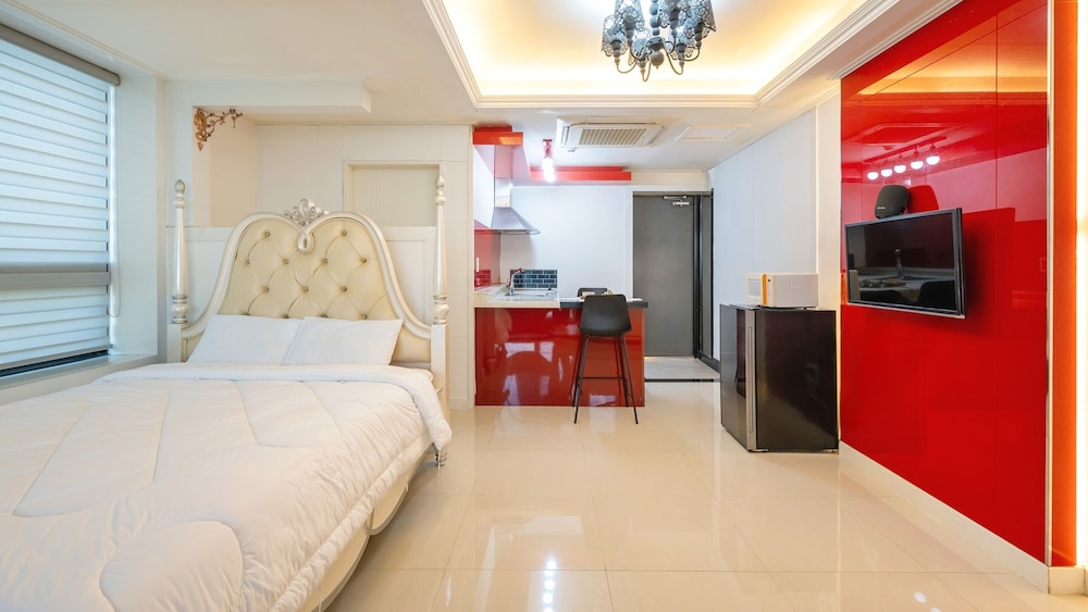 geoje island ahat spa pension