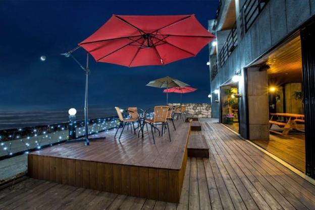 geoje island ahat spa pension