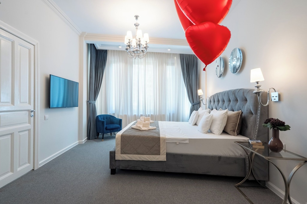 highline downtown old town unirii square