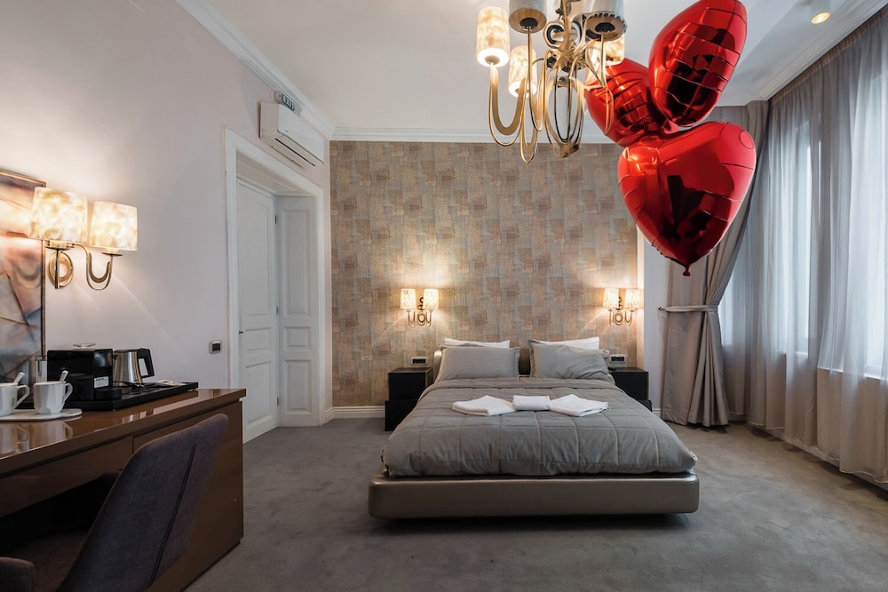 highline downtown old town unirii square