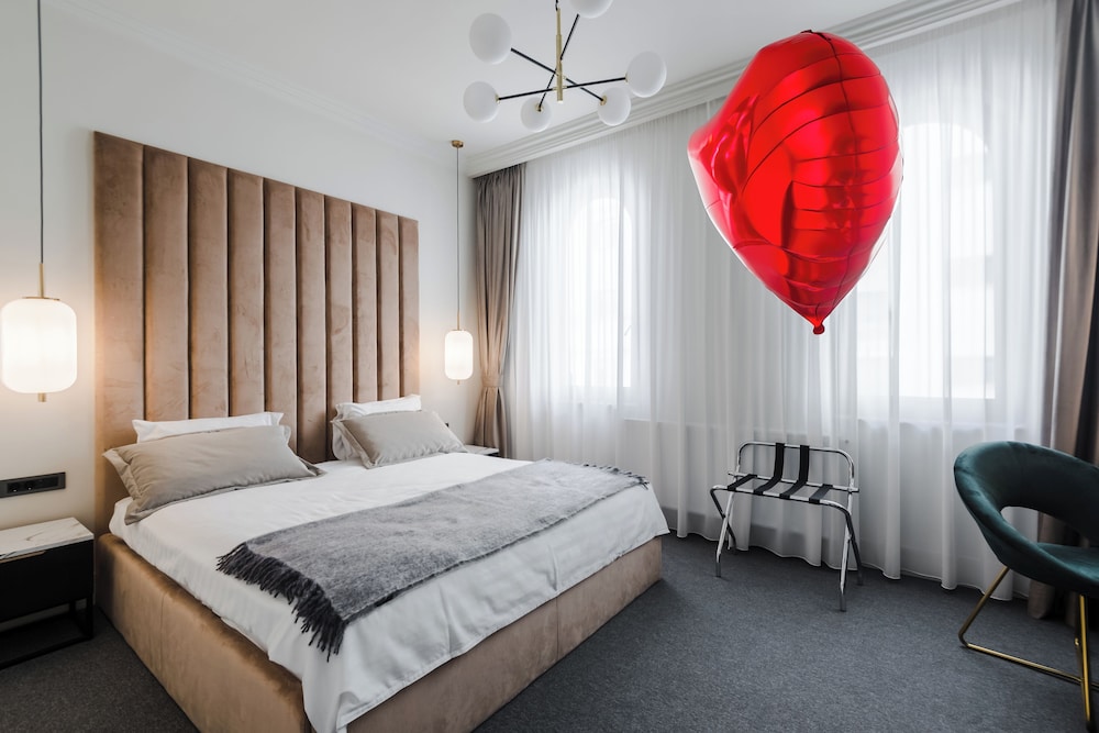 highline downtown old town unirii square