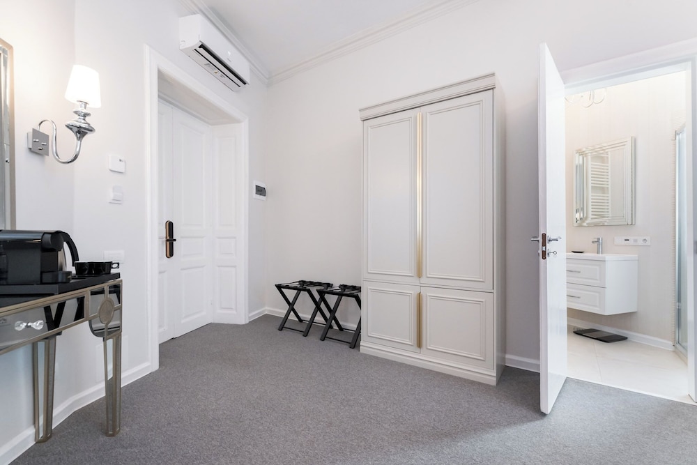 highline downtown old town unirii square