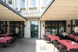 highline downtown old town unirii square