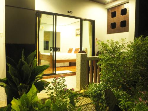 lanta phongpipat resort