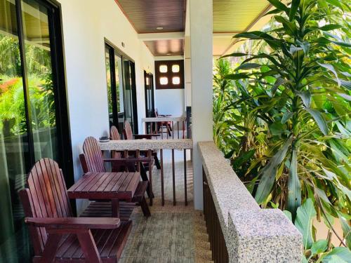 lanta phongpipat resort