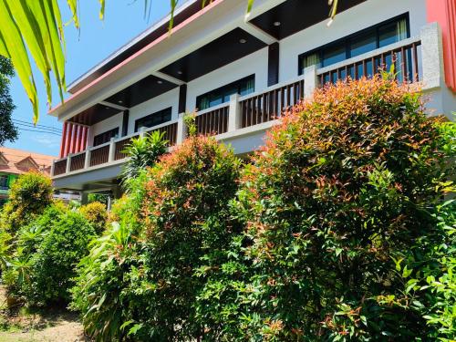 lanta phongpipat resort