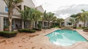 blue bay lodge
