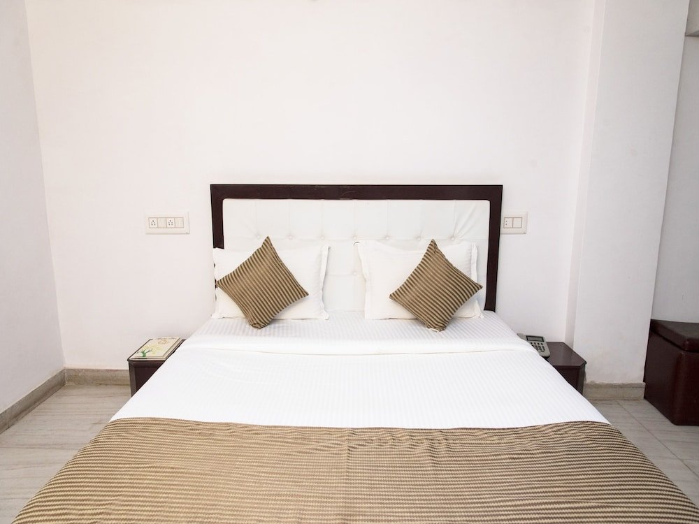 hotel green view international