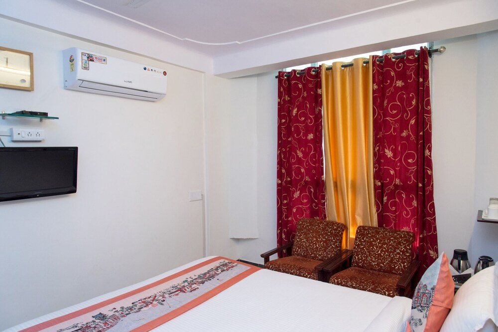 hotel green view international