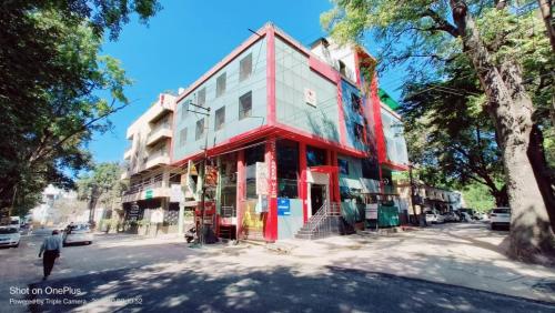 hotel green view international