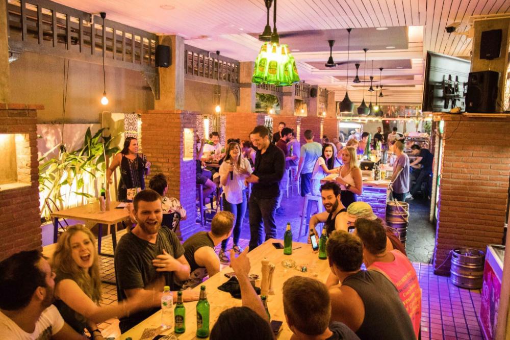 mad monkey hostel bangkok rambuttri village khaosan area