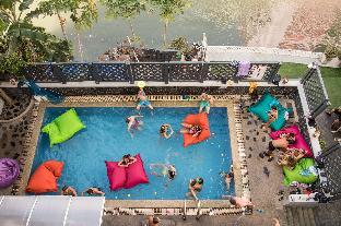 mad monkey hostel bangkok rambuttri village khaosan area