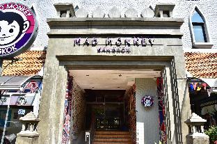 mad monkey hostel bangkok rambuttri village khaosan area