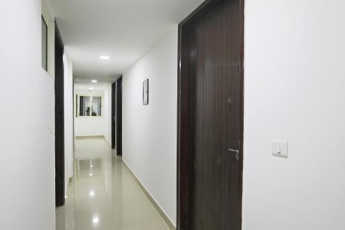 townhouse south lawn