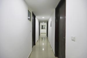 townhouse south lawn