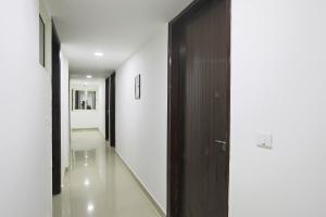 townhouse south lawn