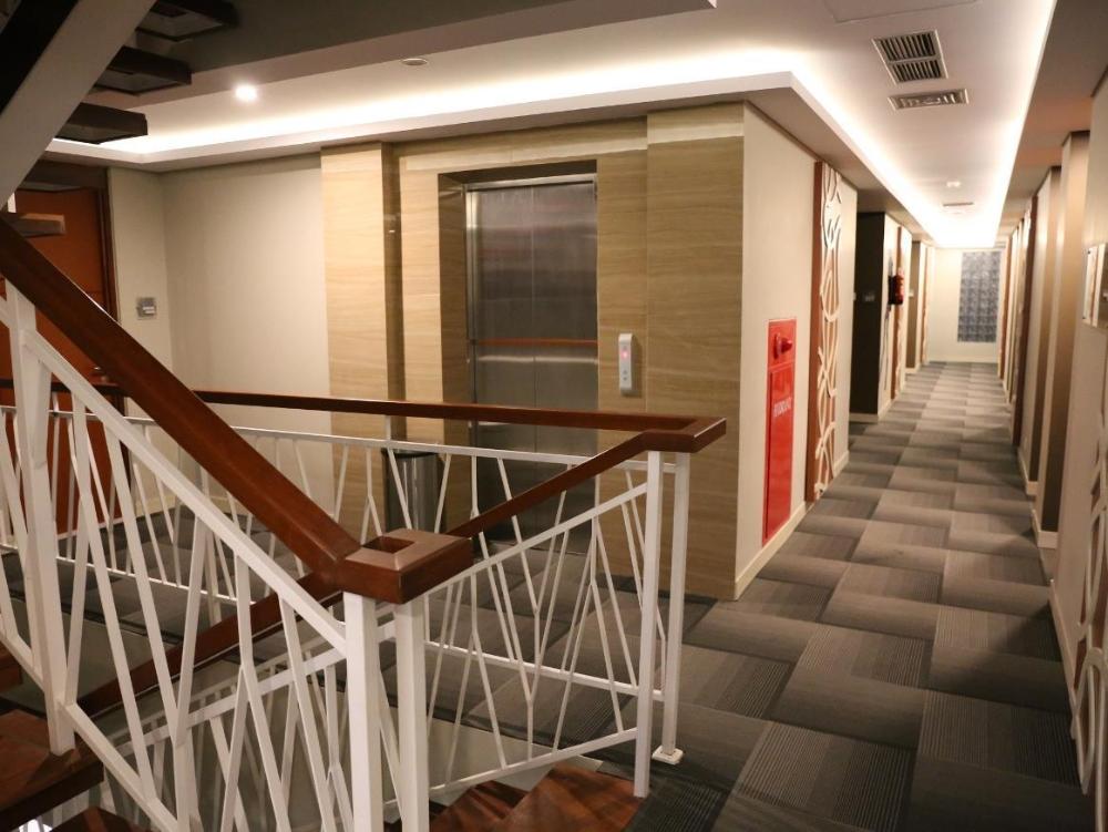 citihub hotel majesty kuta