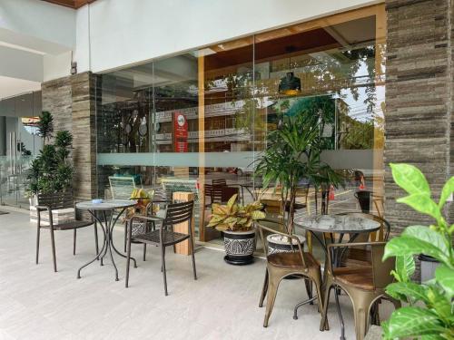 citihub hotel majesty kuta