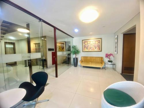 citihub hotel majesty kuta