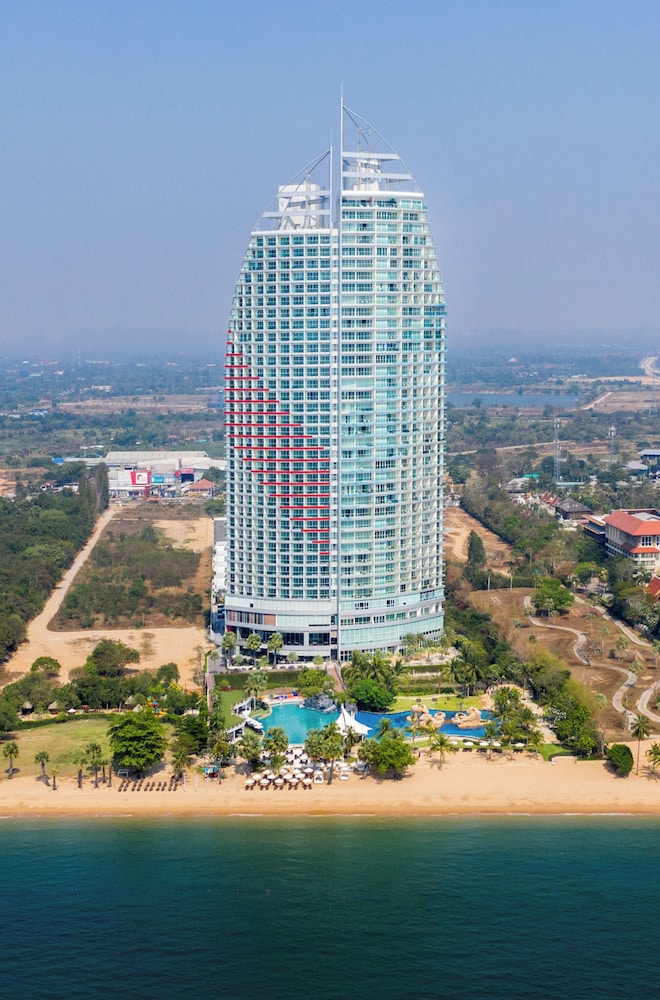 movenpick siam na jomtien pattaya