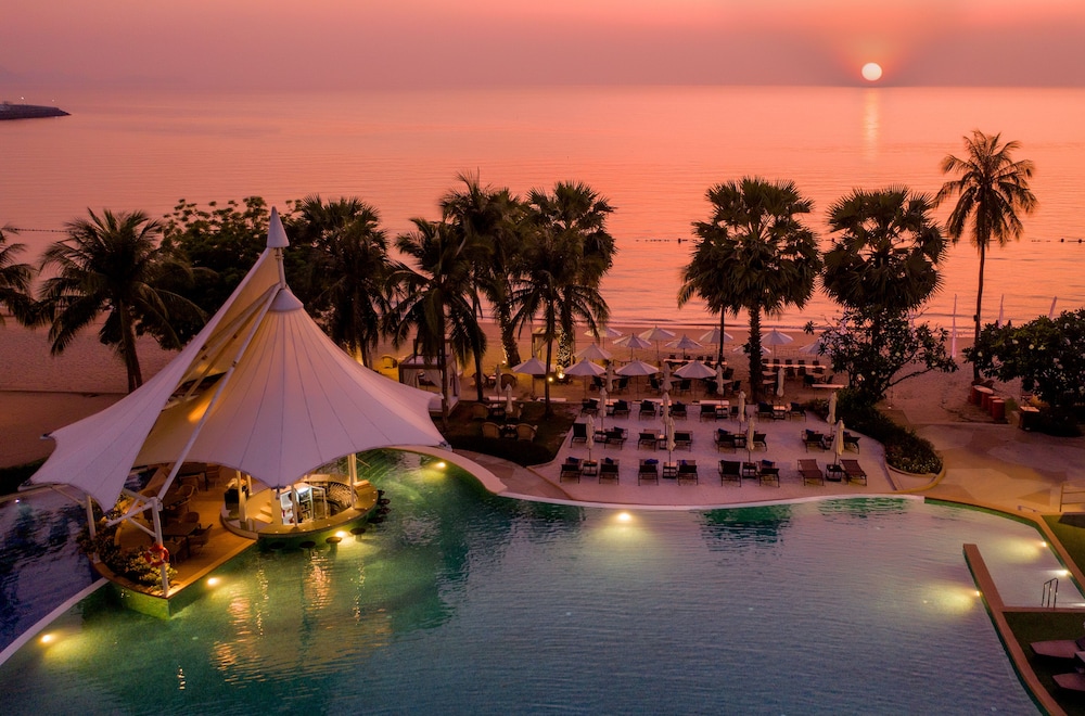 movenpick siam na jomtien pattaya