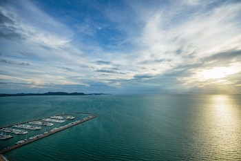 movenpick siam na jomtien pattaya