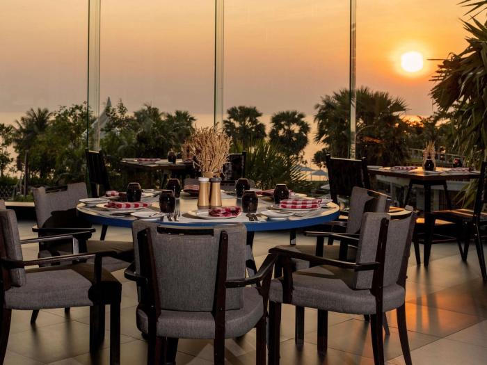 movenpick siam na jomtien pattaya