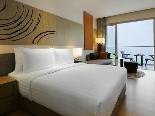 movenpick siam na jomtien pattaya