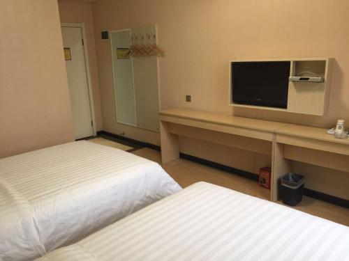 7 days inn 261 shijiazhuang railway station west square