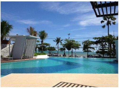 lumpini parkbeach jomtien pattaya sea view by dome