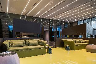 the base central pattaya cozy suite hot x