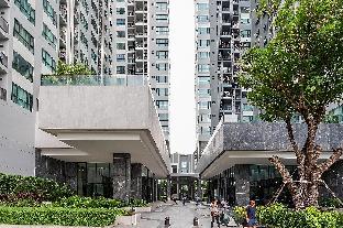 the base central pattaya cozy suite hot x