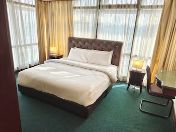 berjaya times square service suite kuala lumpur