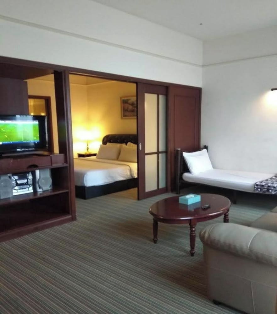 berjaya times square service suite kuala lumpur