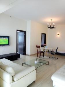 berjaya times square service suite kuala lumpur