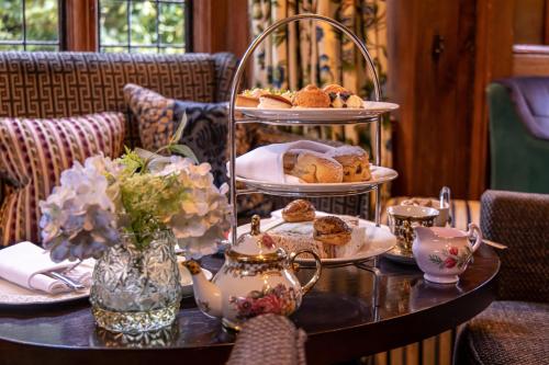 Langshott Manor,Surrey>>London,4 star