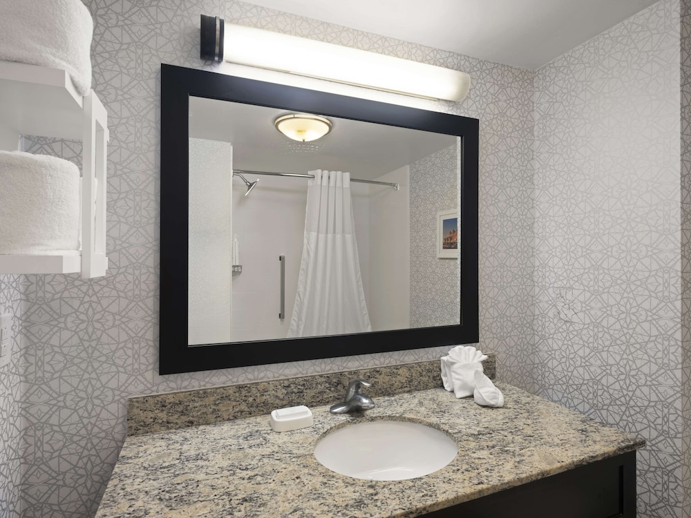 hampton inn and suites arundel mills baltimore