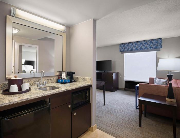 hampton inn and suites arundel mills baltimore