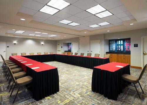 hampton inn and suites arundel mills baltimore
