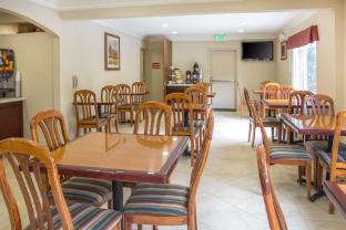 comfort inn cockatoo near lax airport