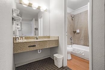 heritage inn express hayward