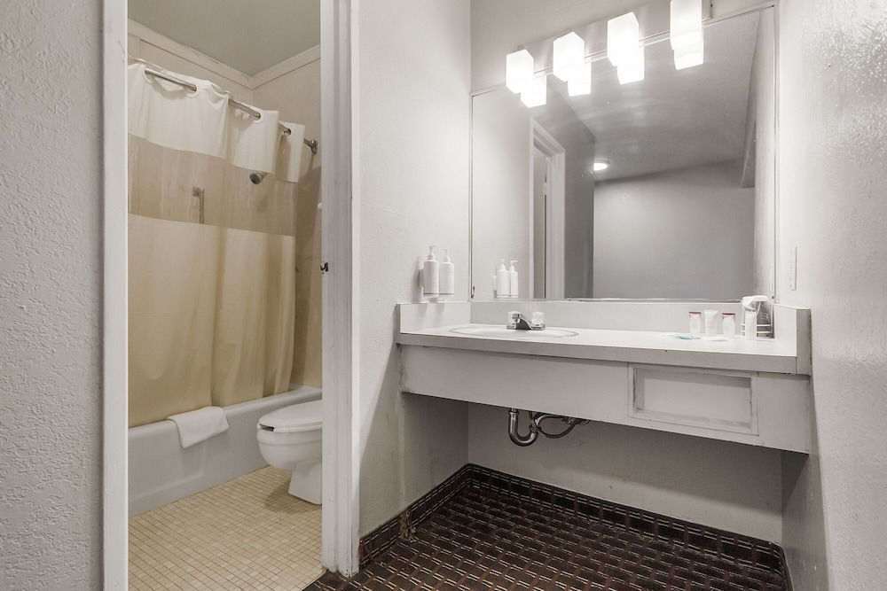 heritage inn express hayward